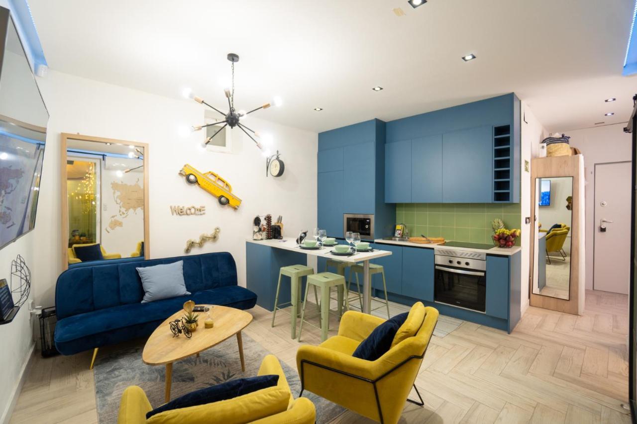 Cozy Apartment Puerta Del Sol & Private Patio Madryt Zewnętrze zdjęcie